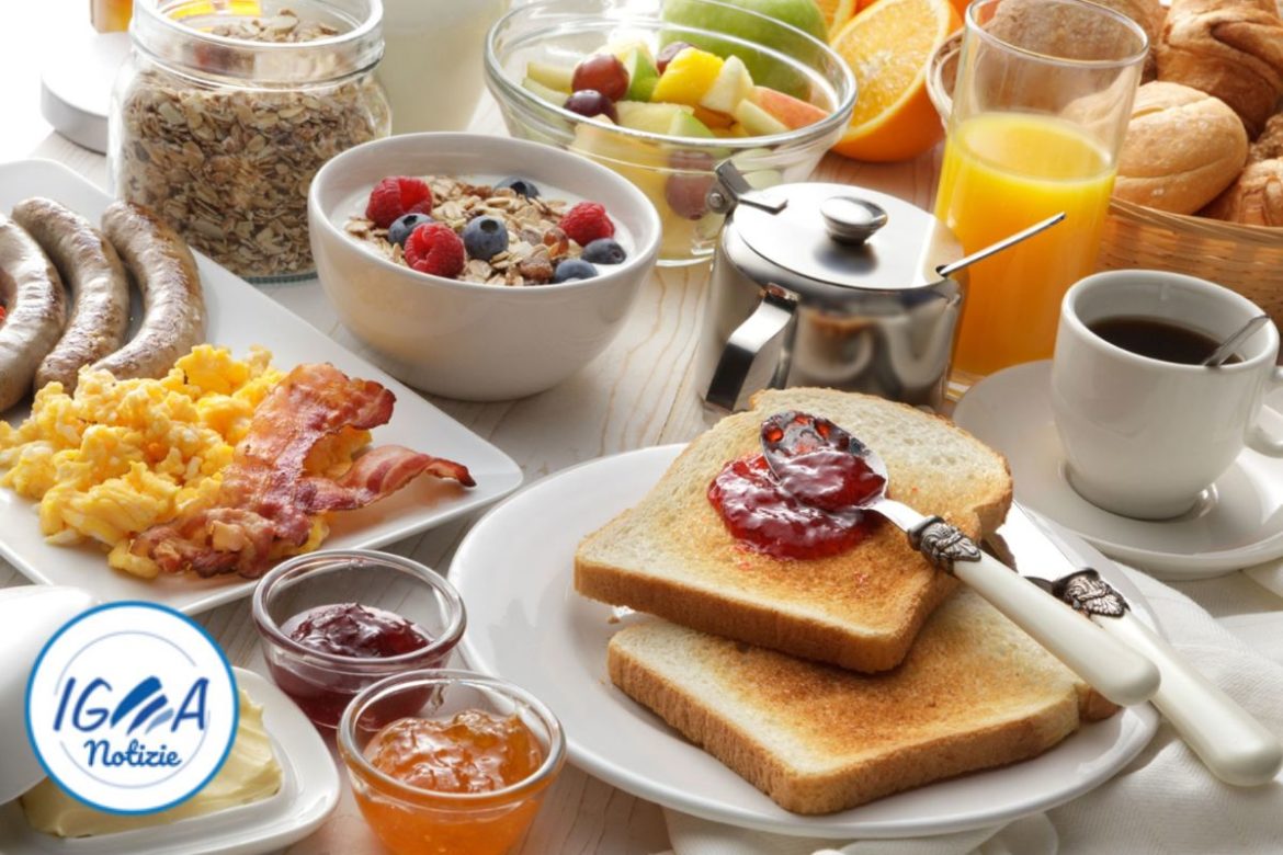 Una colazione equilibrata controlla l’appetito e fornisce energia per affrontare la giornata senza ricorrere a spuntini non salutari