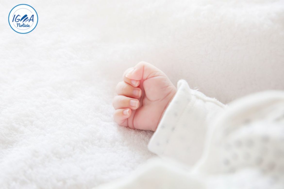 Perché i neonati hanno le manine fredde? Scopri le cause e quando preoccuparsi!